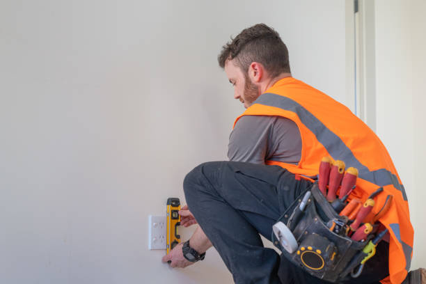 Best Emergency Electrical Repair  in Elgin, TX
