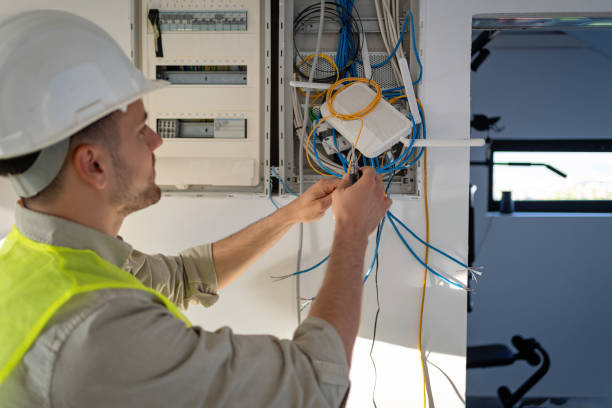 Best Licensed Electrician  in Elgin, TX